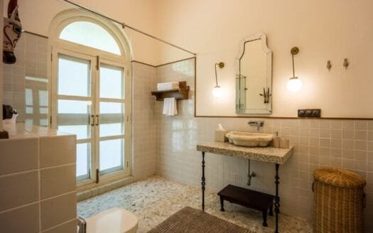 4 BHK Luxury Villa in Siolim: Field Views