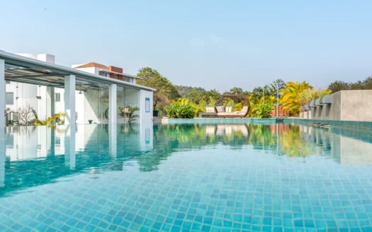 2 BHK Resale Apartment in Nerul: El Arbol Vianaar