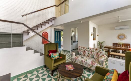 Cozy 2 BHK Duplex with Terrace in Siolim | El Tesoro